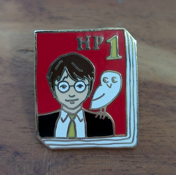Harry Potter Book Cover Enamel Pins Set - Picture 2 of 15